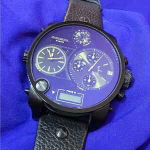 Diesel Super Bad cool Little Daddy Quadra Watch Mens Watch 55mm